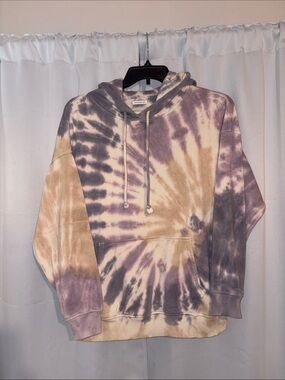 American Eagle Tie-Dye Pullover Hoodie in Lavender and Tan
